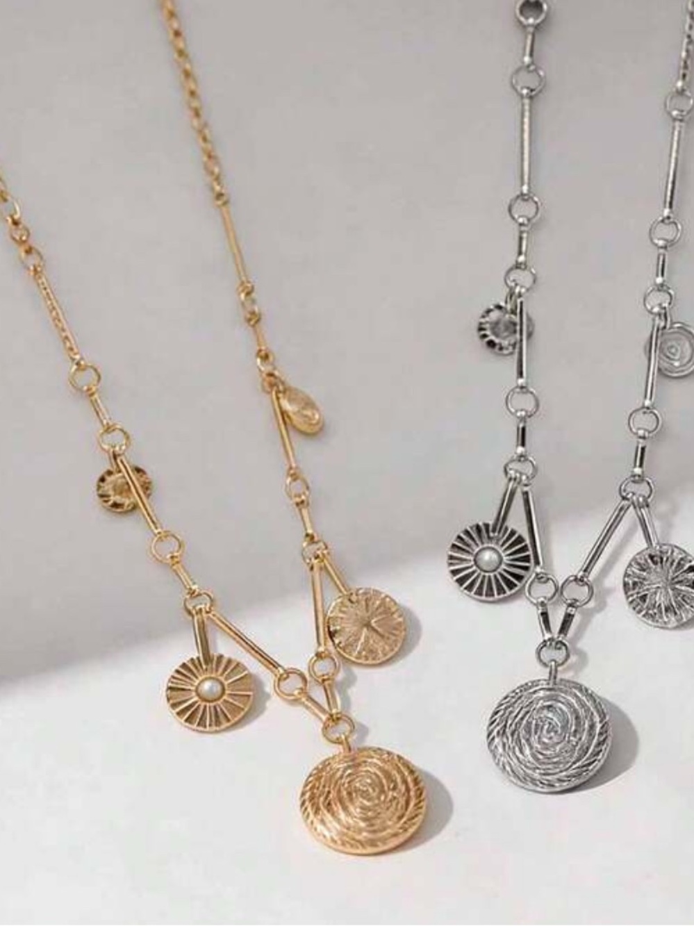 Orlisse Coin Relic Necklace - Picture 4 of 5